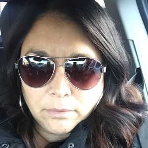 Meet your Posher, Charlene